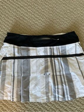 lululemon athletica Women's Pleated Skirt in Black and White Stripe